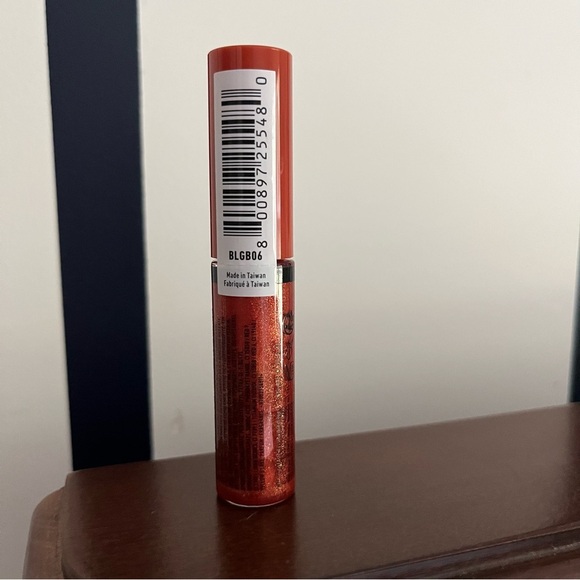 NYX Butter Gloss Bling Non-Sticky Lip Gloss Shade Shimmer Down Full Size NWT - Picture 12 of 13